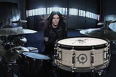 Arch Enemy - win a signed snare and the new album